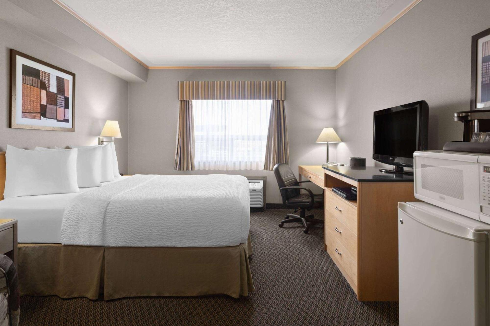 Travelodge By Wyndham Fort Mcmurray Zewnętrze zdjęcie