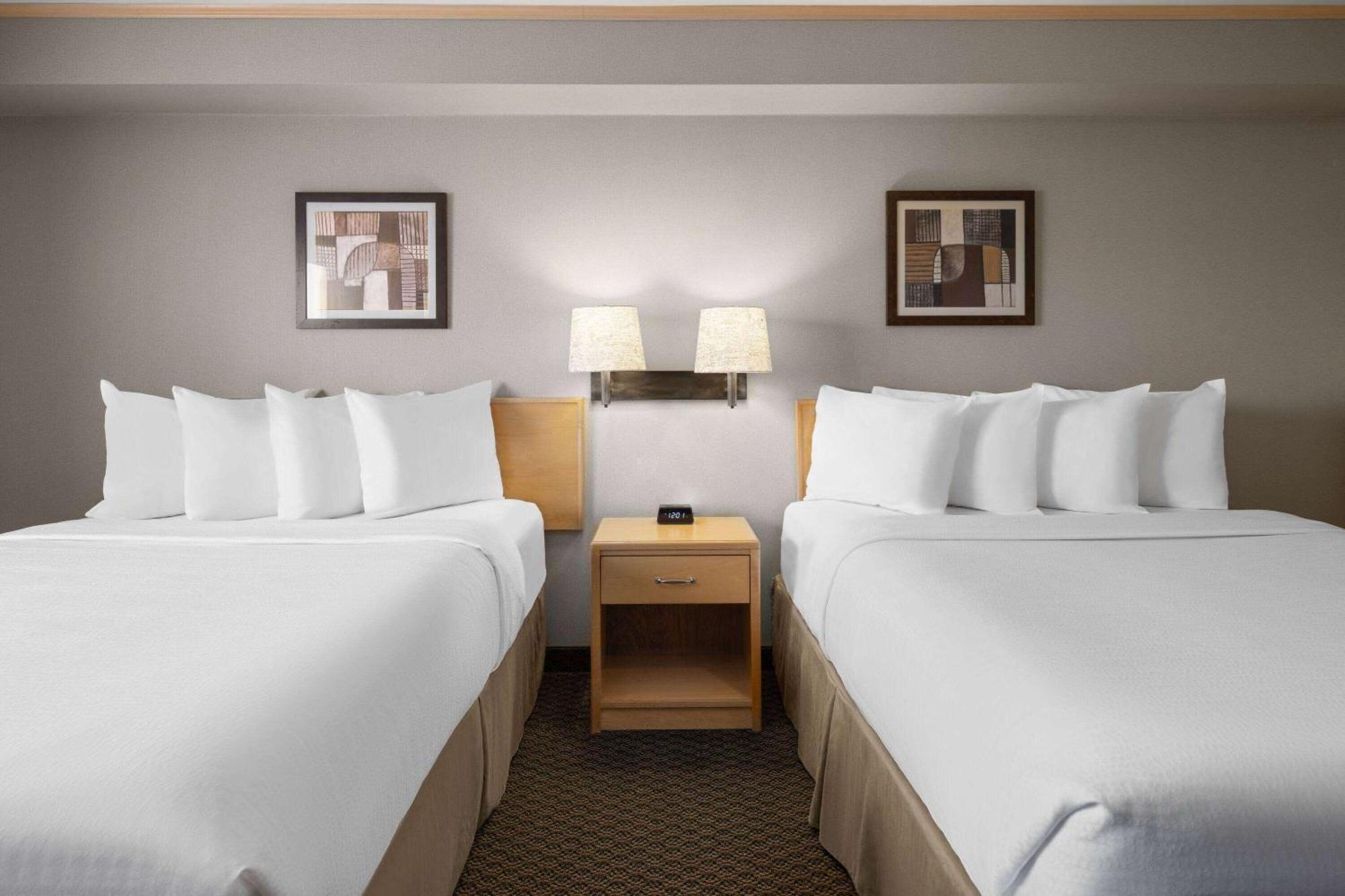 Travelodge By Wyndham Fort Mcmurray Zewnętrze zdjęcie