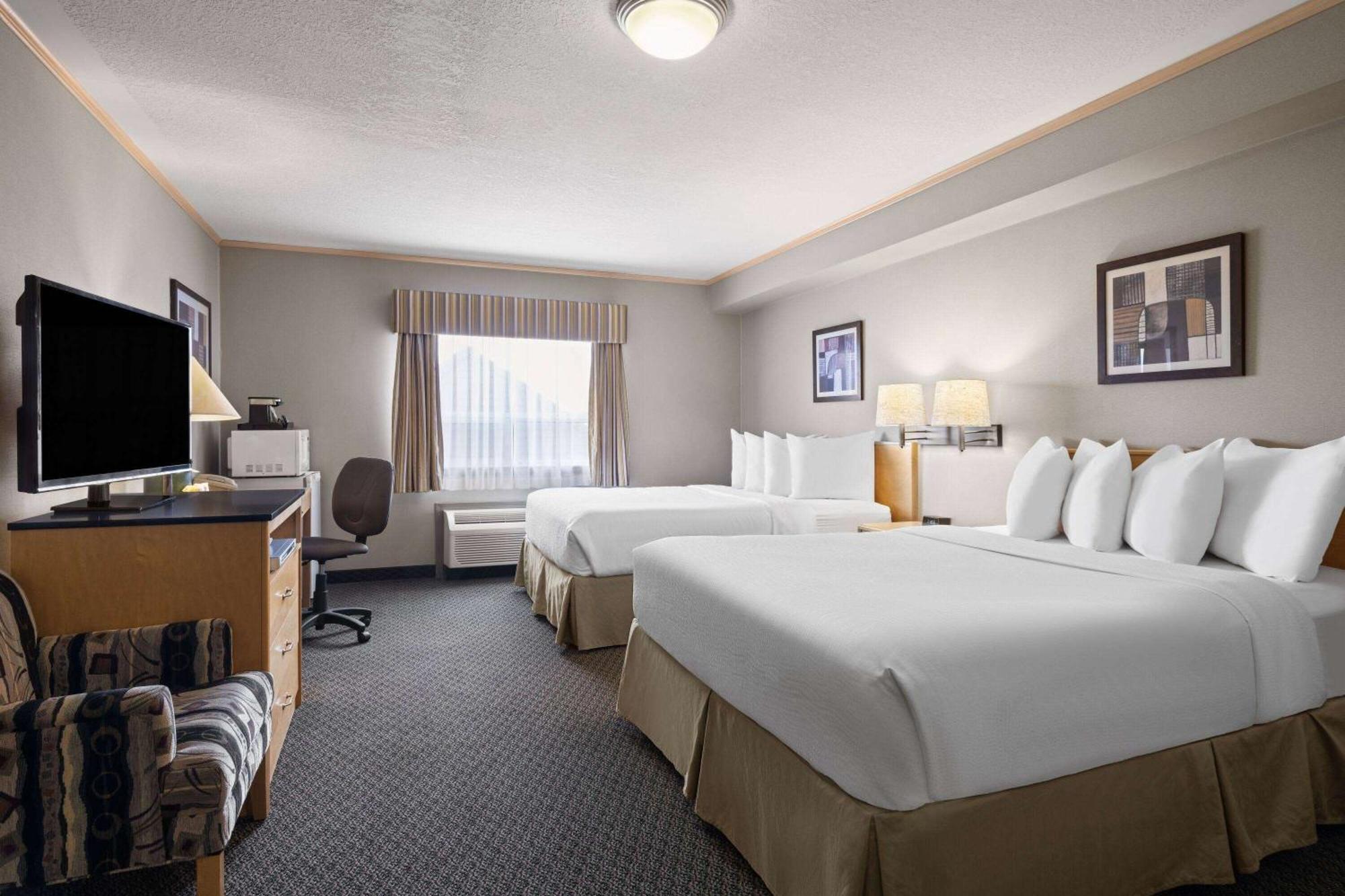 Travelodge By Wyndham Fort Mcmurray Zewnętrze zdjęcie