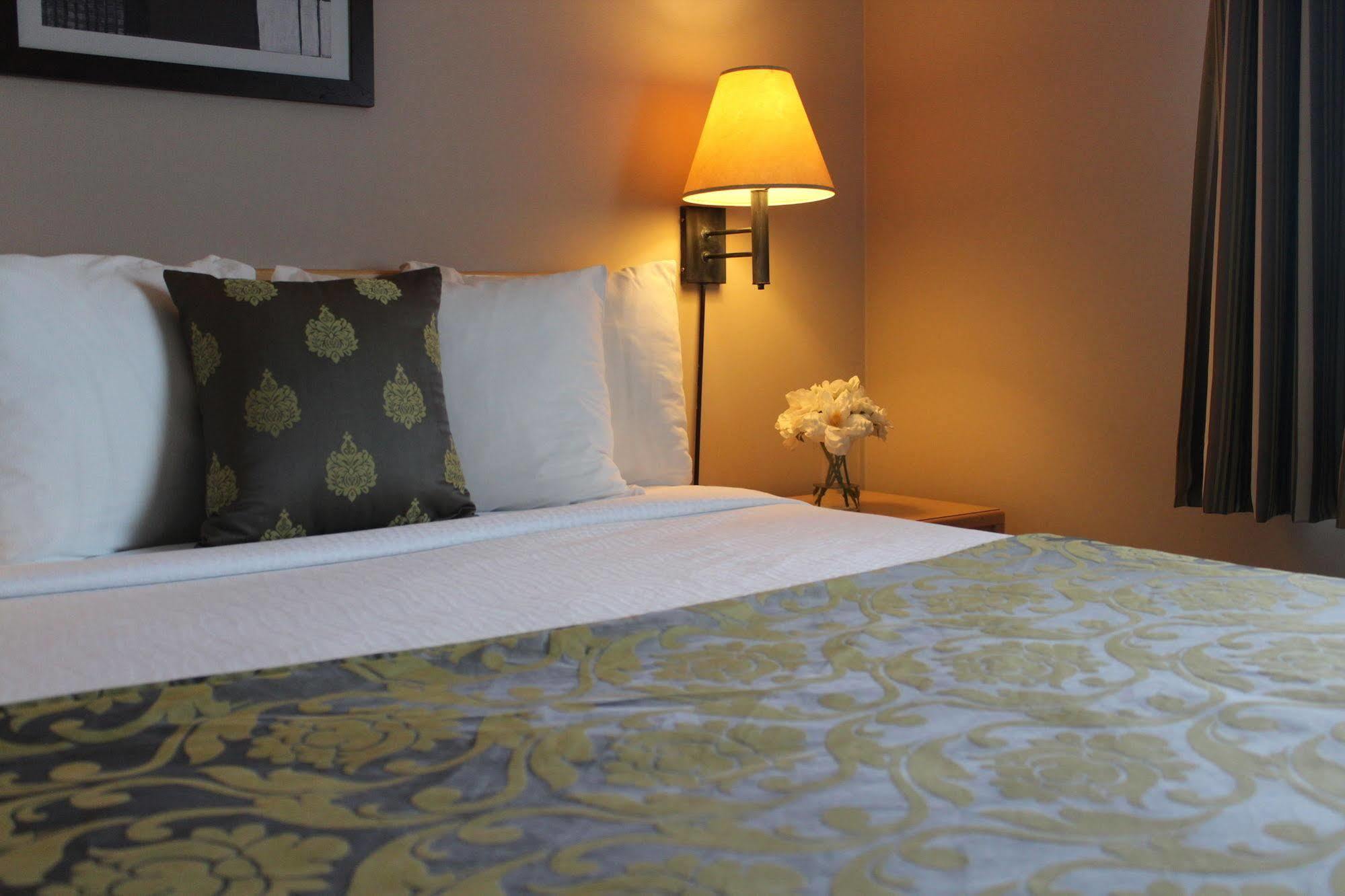 Travelodge By Wyndham Fort Mcmurray Zewnętrze zdjęcie