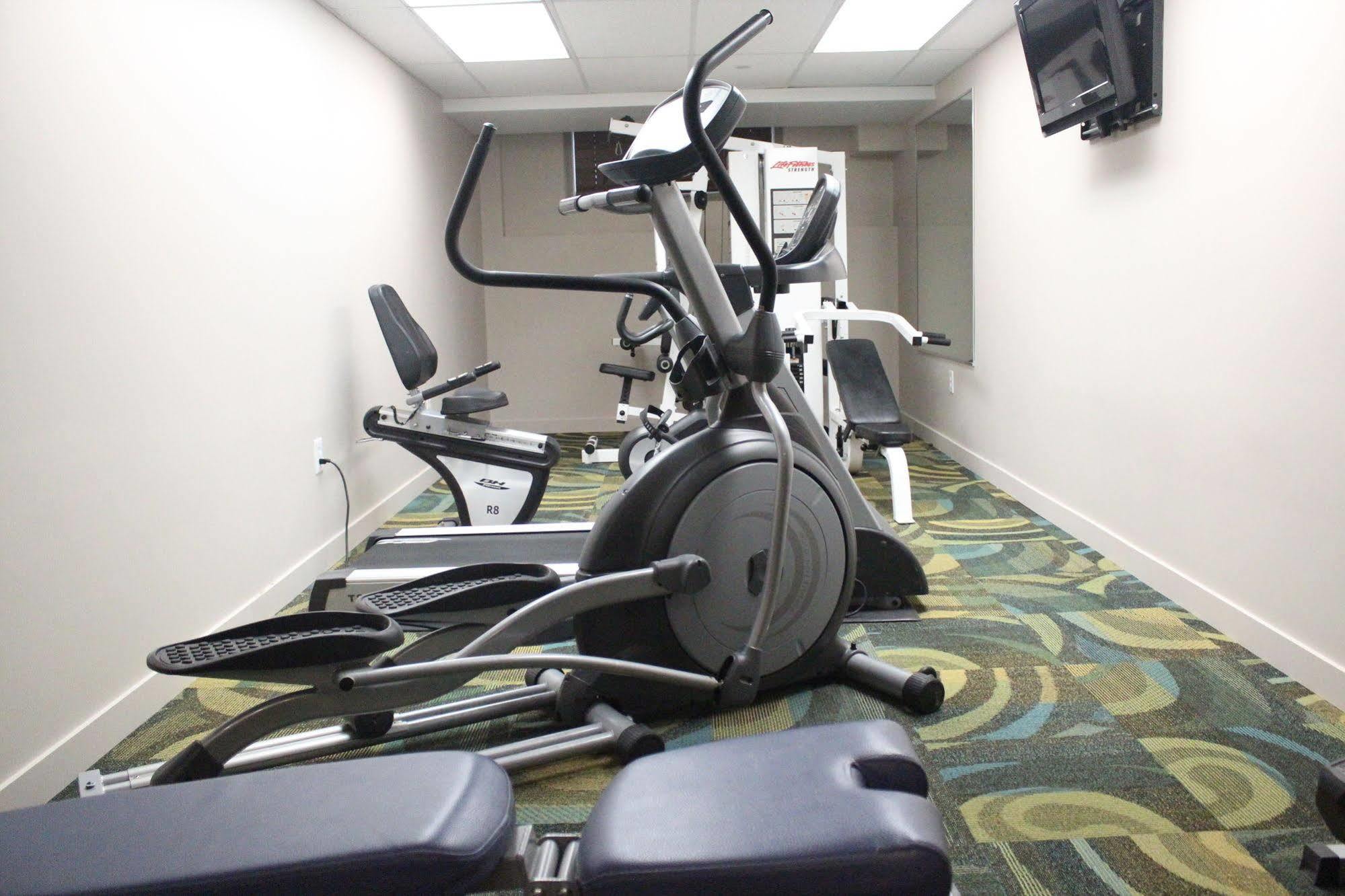Travelodge By Wyndham Fort Mcmurray Zewnętrze zdjęcie